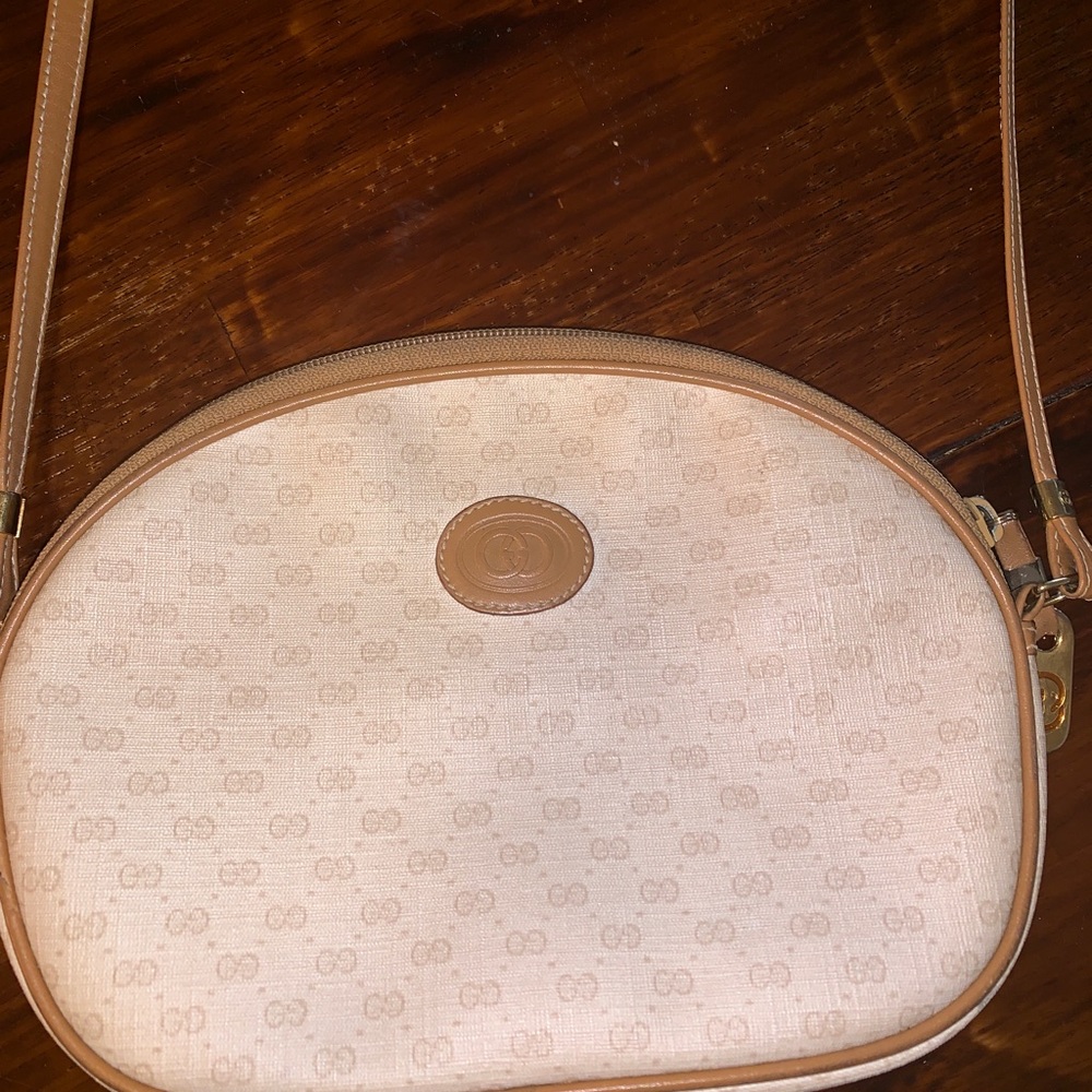 AUTHENTIC VINTAGE GUCCI BAG